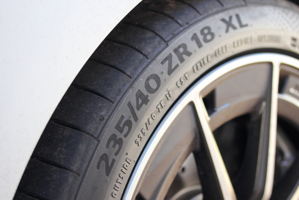 タイヤサイズの見方